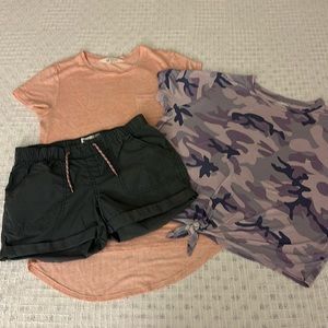 3 Piece Set: Size 12/14 - Two SS tops & One pair shorts (H&M/Old Navy)